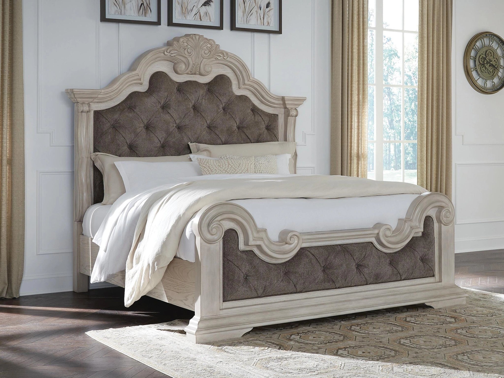 Bruchandi Upholstered Bed