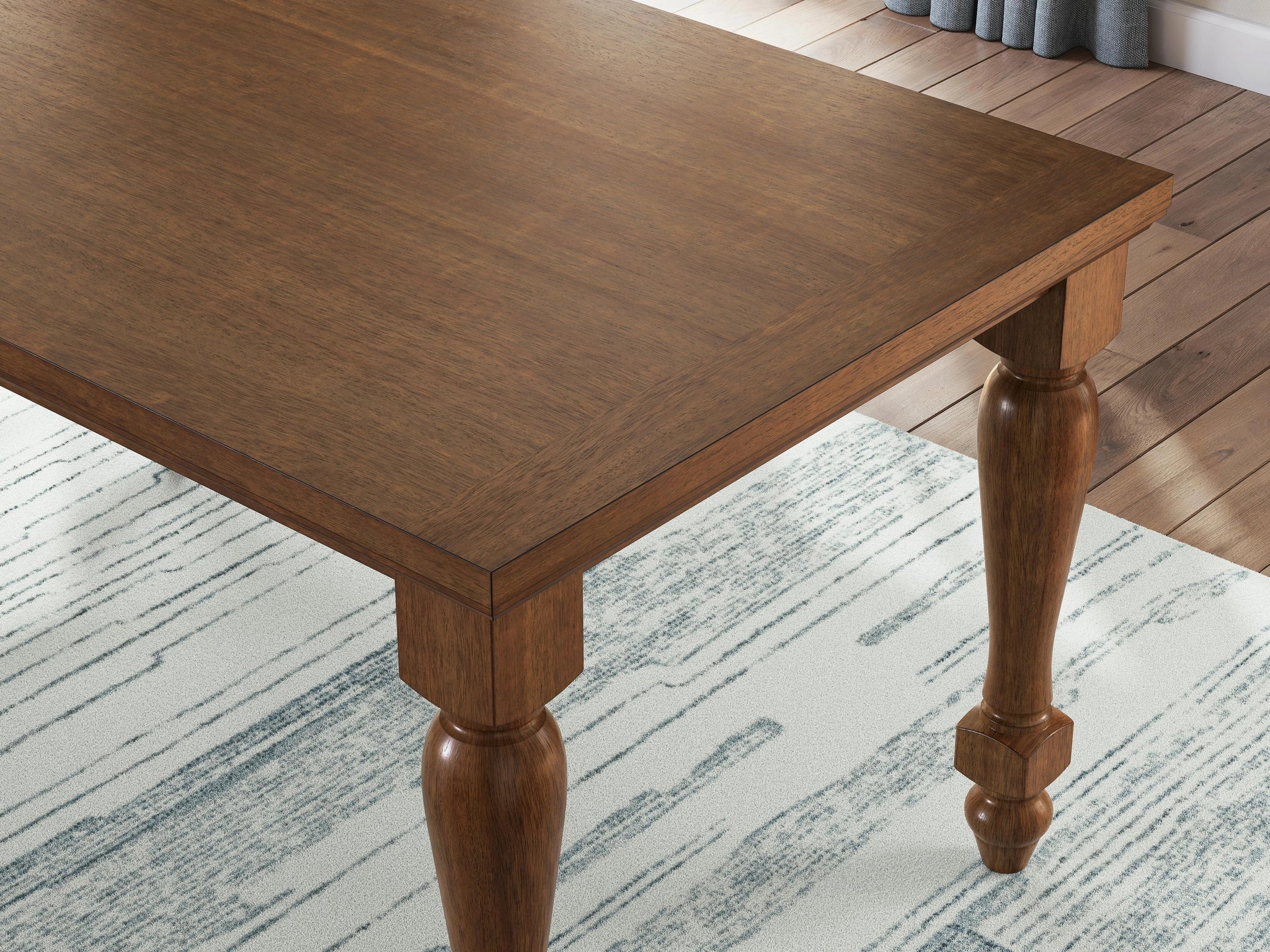 Greddinton Dining Room Set