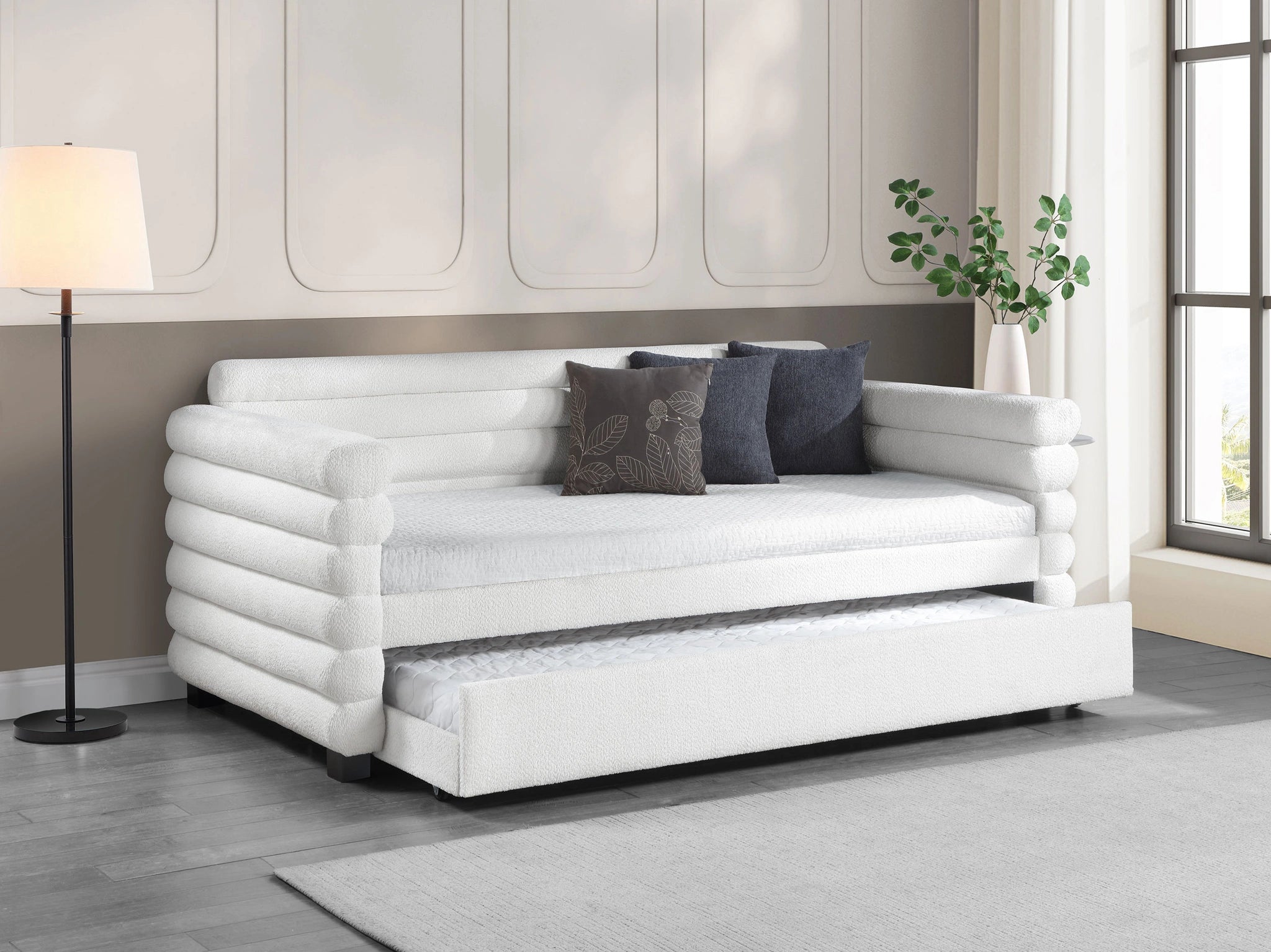 Patricia Daybed with Trundle