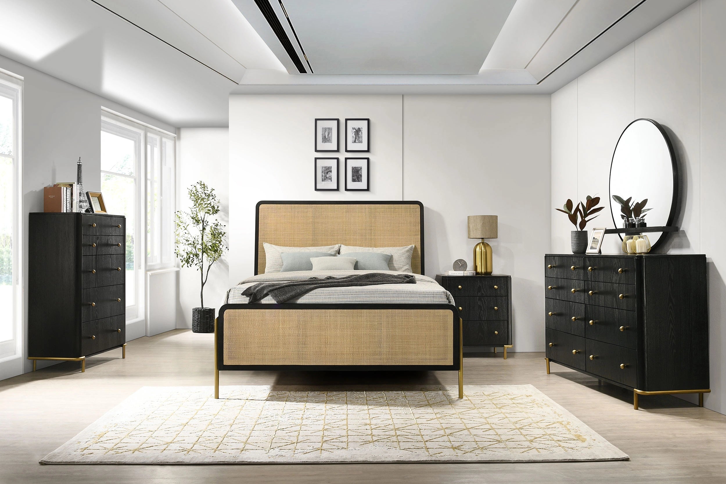 Arini Panel Bed