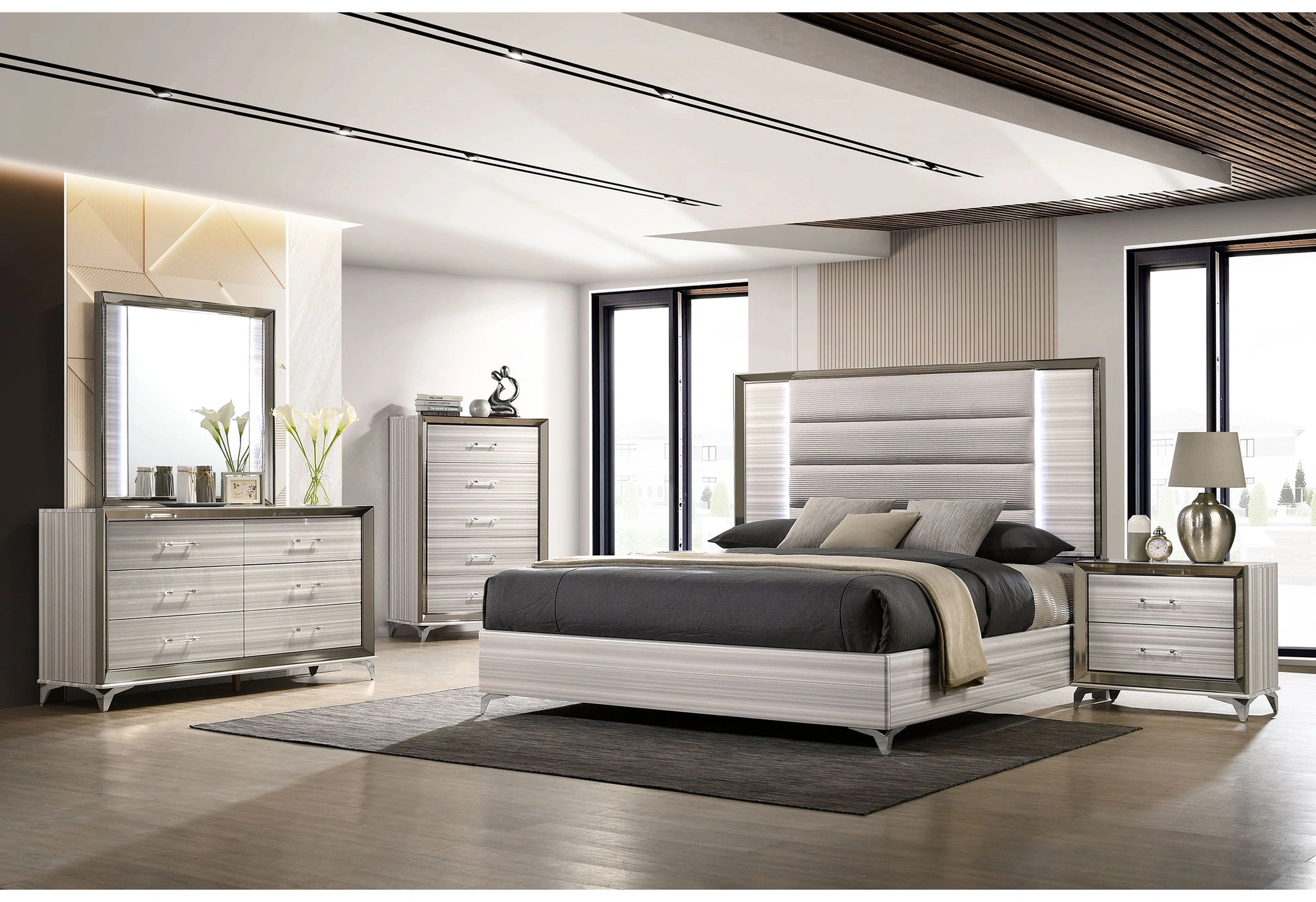 Zambrano White Bed Group