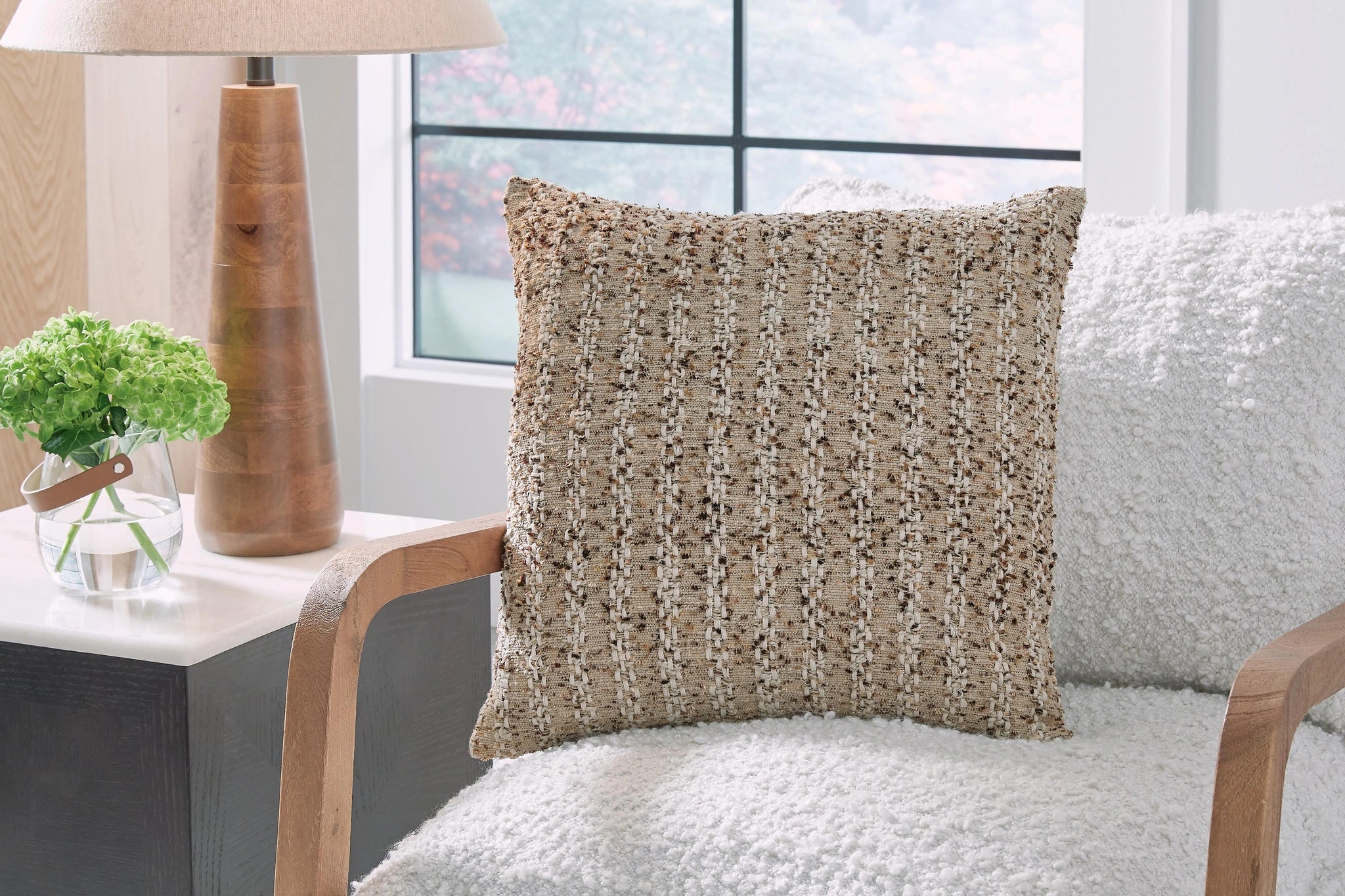 Vorlane Pillow