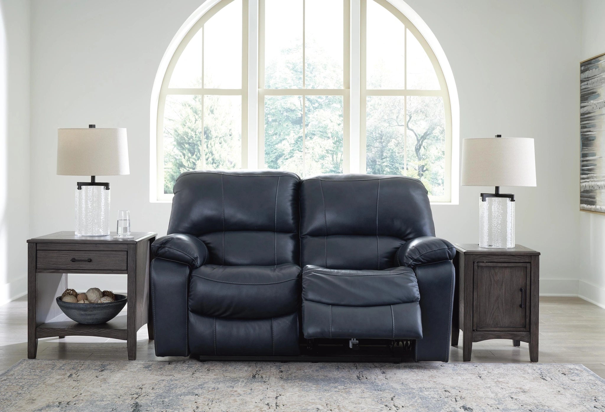 Leesworth Living Room Set