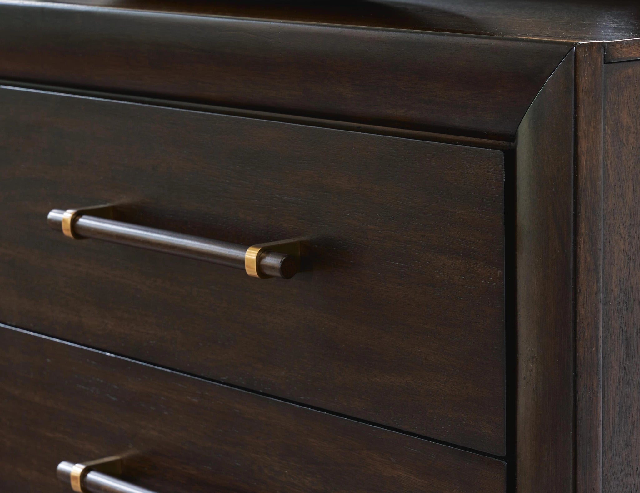 Dantenton Dresser