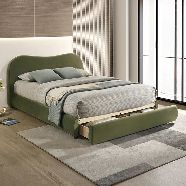 Grimsby E.King Bed
