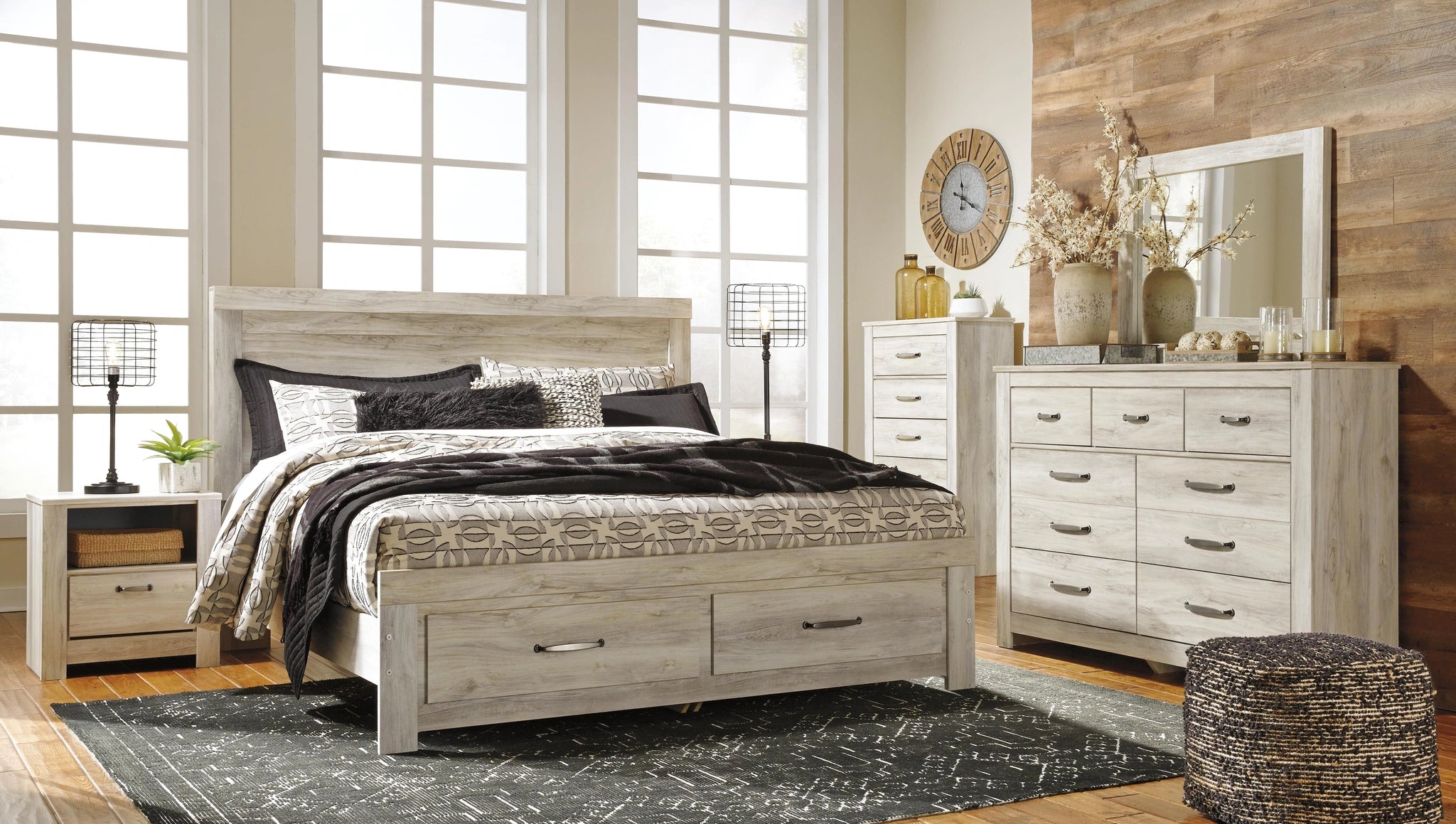 Bellaby Bed