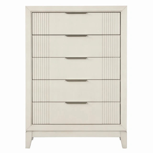 Isadore Chest