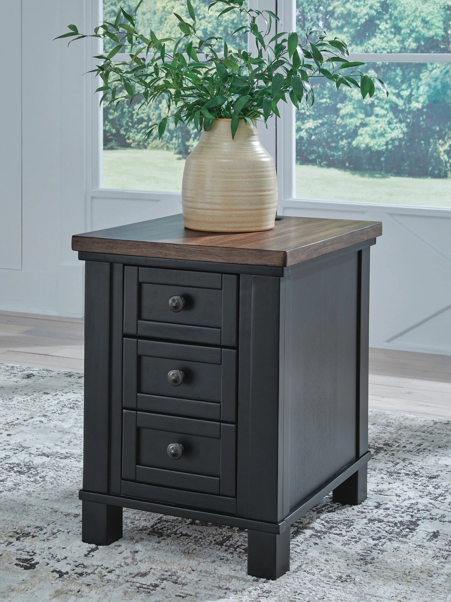 Wildenauer Chairside End Table