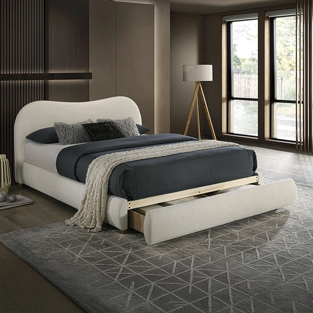 Grimsby E.King Bed