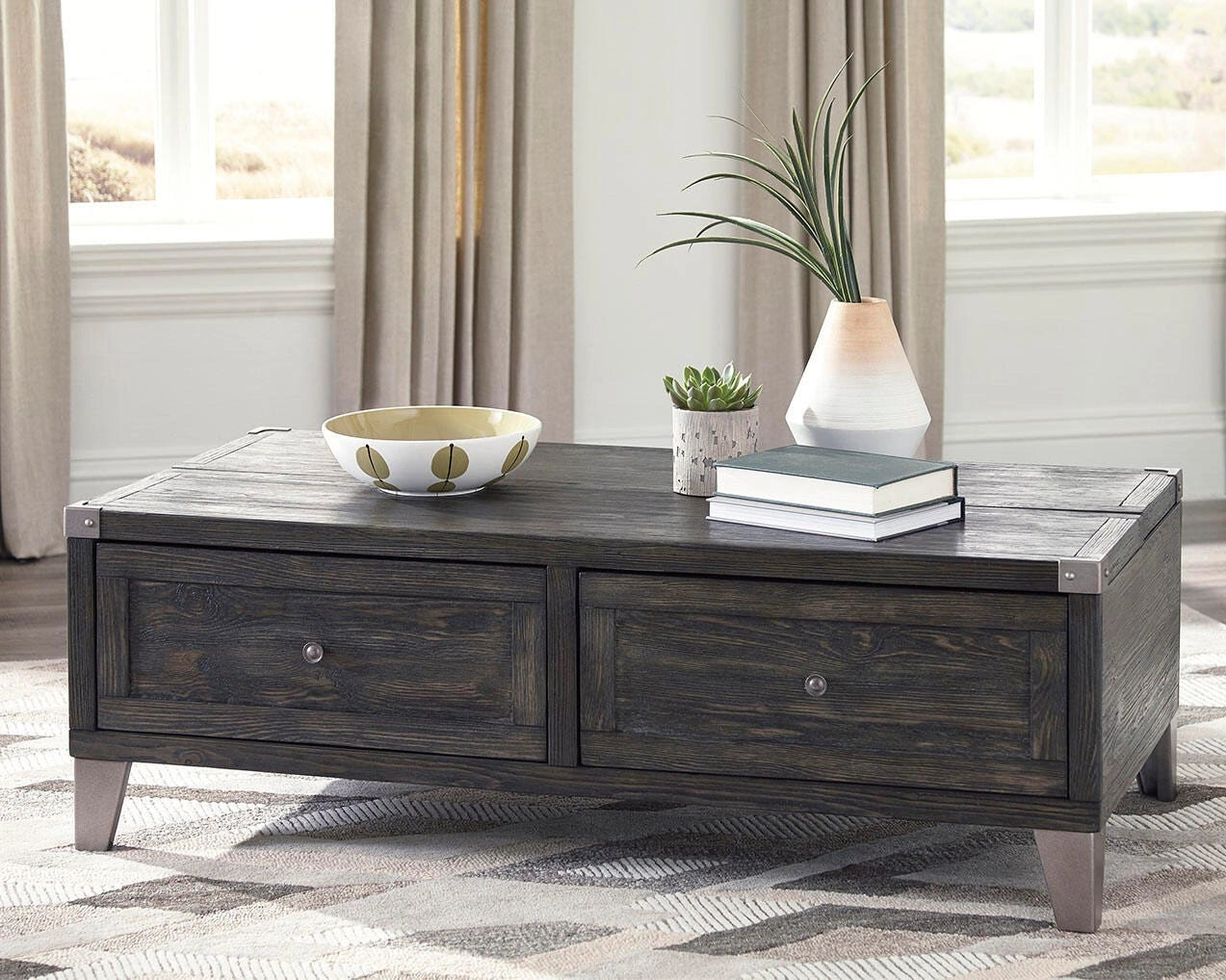 Todoe Occasional Table Set