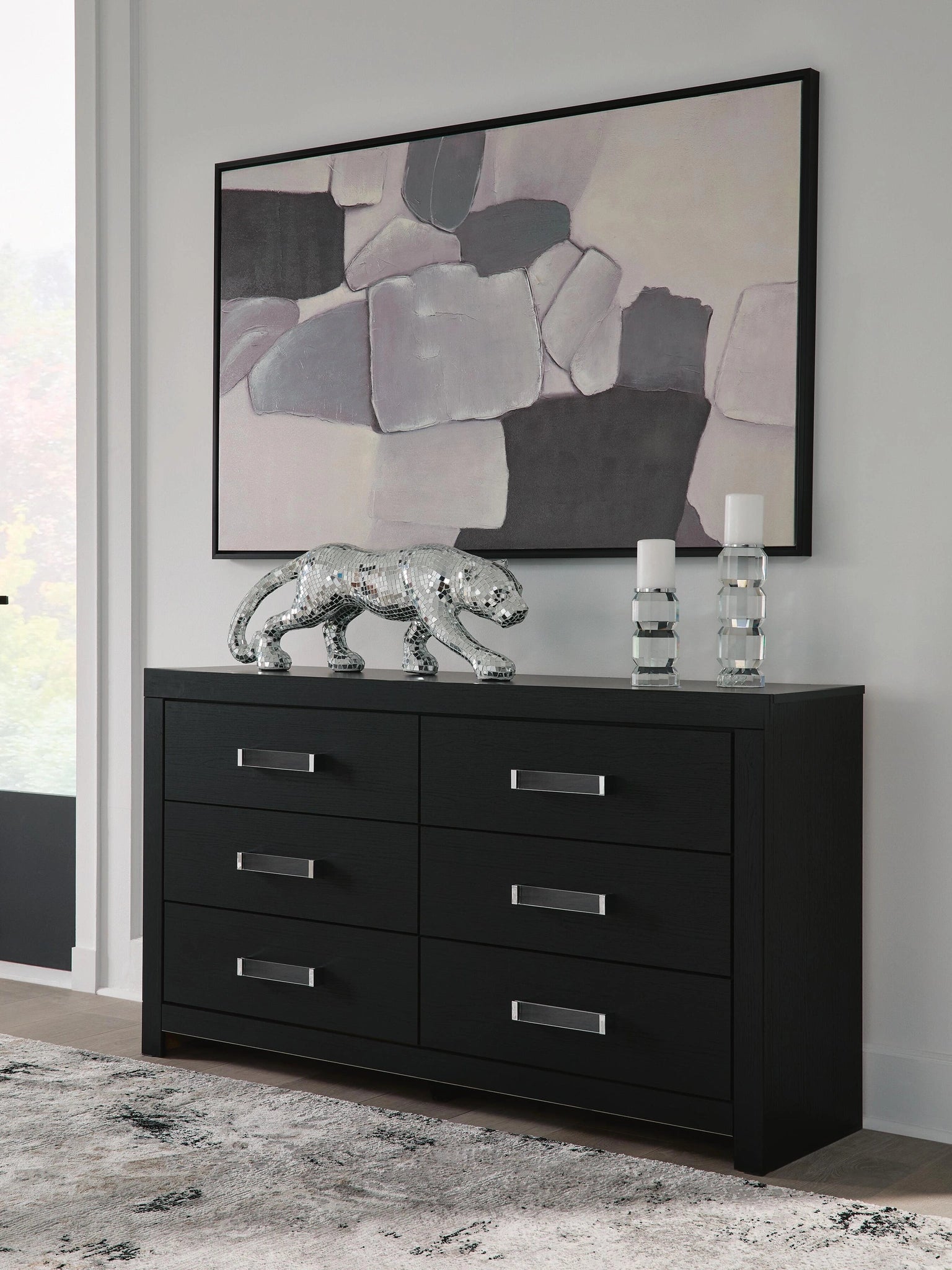 Maeling Dresser